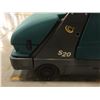 Image 2 : TENNANT S20 SWEEPMAX WAREHOUSE SWEEPER