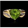 Image 1 : 14KT Yellow Gold 3.00ct Peridot and Diamond Ring