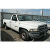 Image 3 : 96 Dodge Ram Pickup 1500 2 Dr  Standard Cab LB - T - DRIVE MC HG