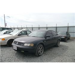 00 Volkswagen Passat 4 Dr  Sedan - T - DRIVE