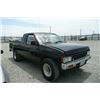 Image 3 : 89 Nissan Truck 2 Dr STD Extended Cab SB - T - DRIVE