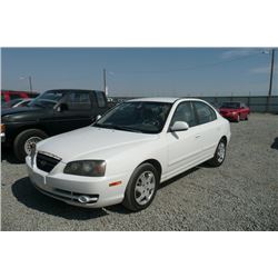 04 Hyundai Elantra 4dr Sedan - T - DRIVE