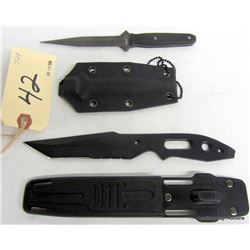 PAIR OF TACTICAL KNIVES