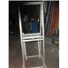 Image 2 : Steel Stand