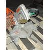 Image 1 : Hitachi 10" Mitre Saw #350276