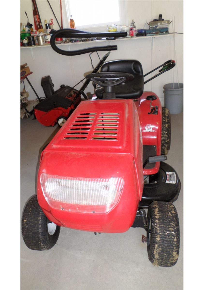 Yard Machine by Mtd 638 RL Riding Mower