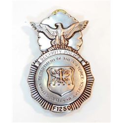 OBSOLETE DEPARTMENT OF THE AIR FORCE USA SECURITY POLICE BADGE