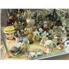 Image 2 : SHELF LOT OF SMALL FIGURINES