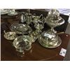 Image 1 : LARGE LOT OF SILVER PLATED SERVING JUGS & PLATTERS