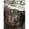 Image 2 : LOT OF 3 BAGS CONTAINING NEW IN THE BOX TOYS AND ACTION FIGURES