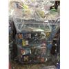 Image 2 : LOT OF 3 BAGS CONTAINING NEW IN THE BOX TOYS AND ACTION FIGURES