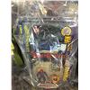Image 2 : LOT OF 3 BAGS CONTAINING NEW IN THE BOX TOYS AND ACTION FIGURES