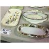 Image 2 : COLLECTION OF: PORCELAIN SERVING DISHES
