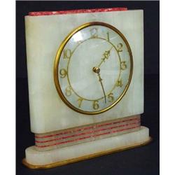 Onyx and red marble mantelclock with Rotherahms English movement, 20cm high…