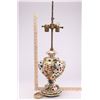 Image 2 : Vintage Capodimonte lamp.  (Size: See second photo for