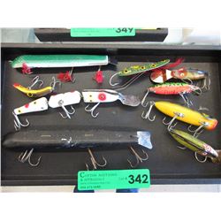 9 Vintage fishing lures