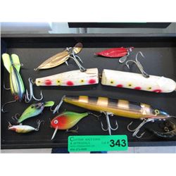 10 Vintage fishing lures