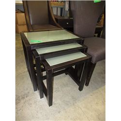 New - 3 Piece nesting table set