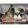 Image 1 : Used oil lamps with 7 additional glass chimneys