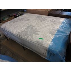 New - Queen size pillow top memory foam mattress
