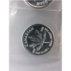 4 x .999 Fine Silver CDN Maple Leaf rounds