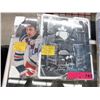 Image 1 : 2 Autographed hockey photographs