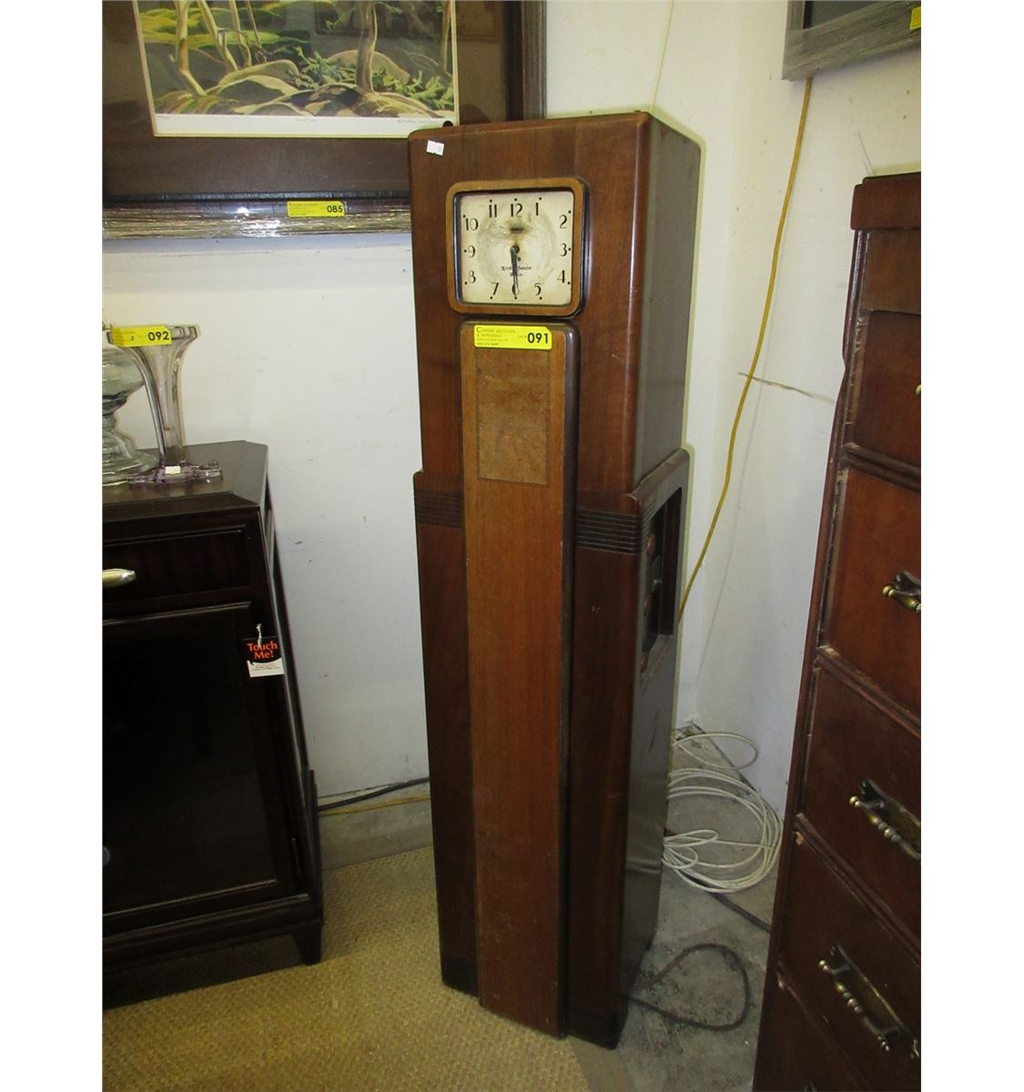 Vintage Westinghouse floor standing clock/Radio