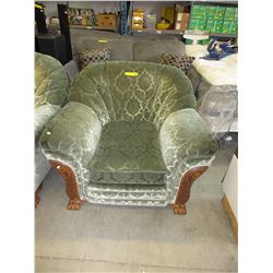 1940s Arm chair with solid wood frame & legs