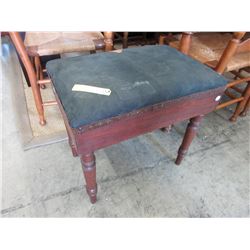 Vintage stool  with wood base