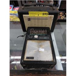 2 Vintage transistor radios