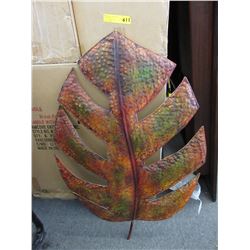 6 New metal leaf wall hangings