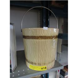 Vintage "Hull" glazed ceramic pail