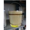 Image 1 : Vintage "Hull" glazed ceramic pail