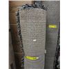 Image 1 : Used 5' x 7' shag carpet