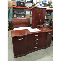 3 Piece - Queen Size Bedroom Suite