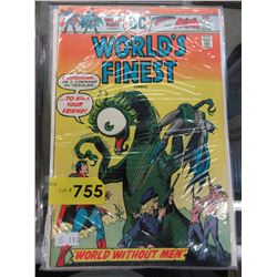 17 Collector comics w/ "1975 World's Finest"