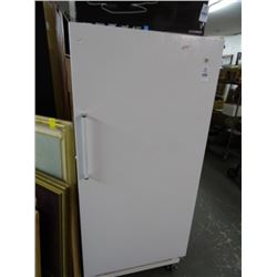 GE Freezer - working