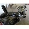 Image 4 : 2006 Suzuki Boulevard 805cc Motorcycle