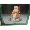 Image 3 : LOT 2 HOLIDAY DECOR FIGURE & HOUSE