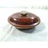 Image 2 : VINTAGE HULL BROWN DRIP POTTERY CASSEROLE DISH