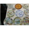 Image 2 : LOT 19 VINTAGE SOUVENIR DECORATIVE PLATES