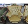 Image 1 : ANTIQUE WINGBACK VELET SITTING CHAIR