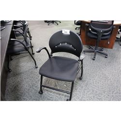 BLACK MOBILE CLIENT NESTING CHAIR ( STYLE 1 )