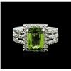 Image 1 : 14KT White Gold 3.68ct Peridot and Diamond Ring