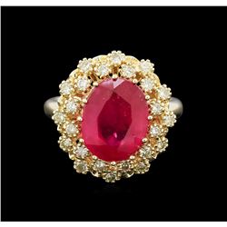 5.41ct Ruby and Diamond Ring - 14KT Yellow Gold