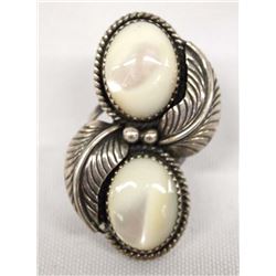 Navajo Sterling Silver Mother of Pearl Ring, Sz 7