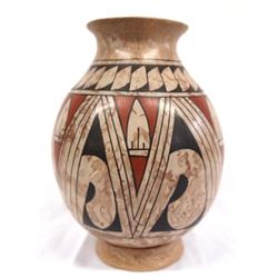 Mata Ortiz Polychrome Geometric Jar by Luis Ortiz