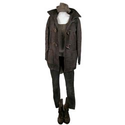 Falling Skies Beth (Michelle Sabat) Movie Costumes
