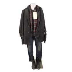 Falling Skies Season 5, Ep, 510 Tom (Noah Wyle) Screen Worn Movie Costumes