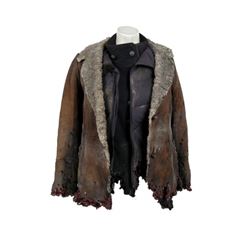 Falling Skies Sara (Mira Sorvino) Movie Costumes